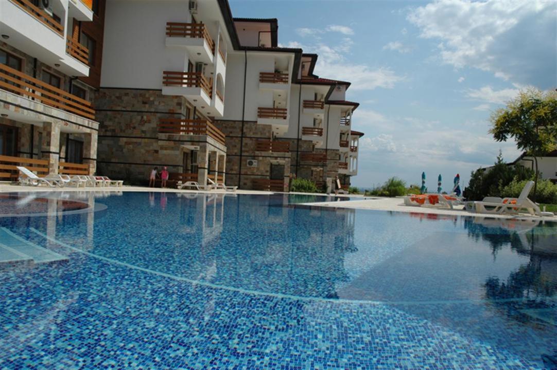 Vm Apartments Robinson Beach Pomorie Exterior foto