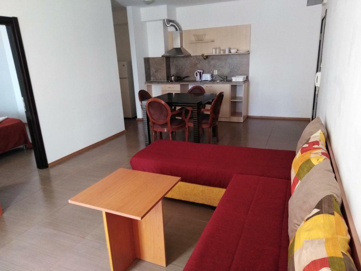 Vm Apartments Robinson Beach Pomorie Exterior foto