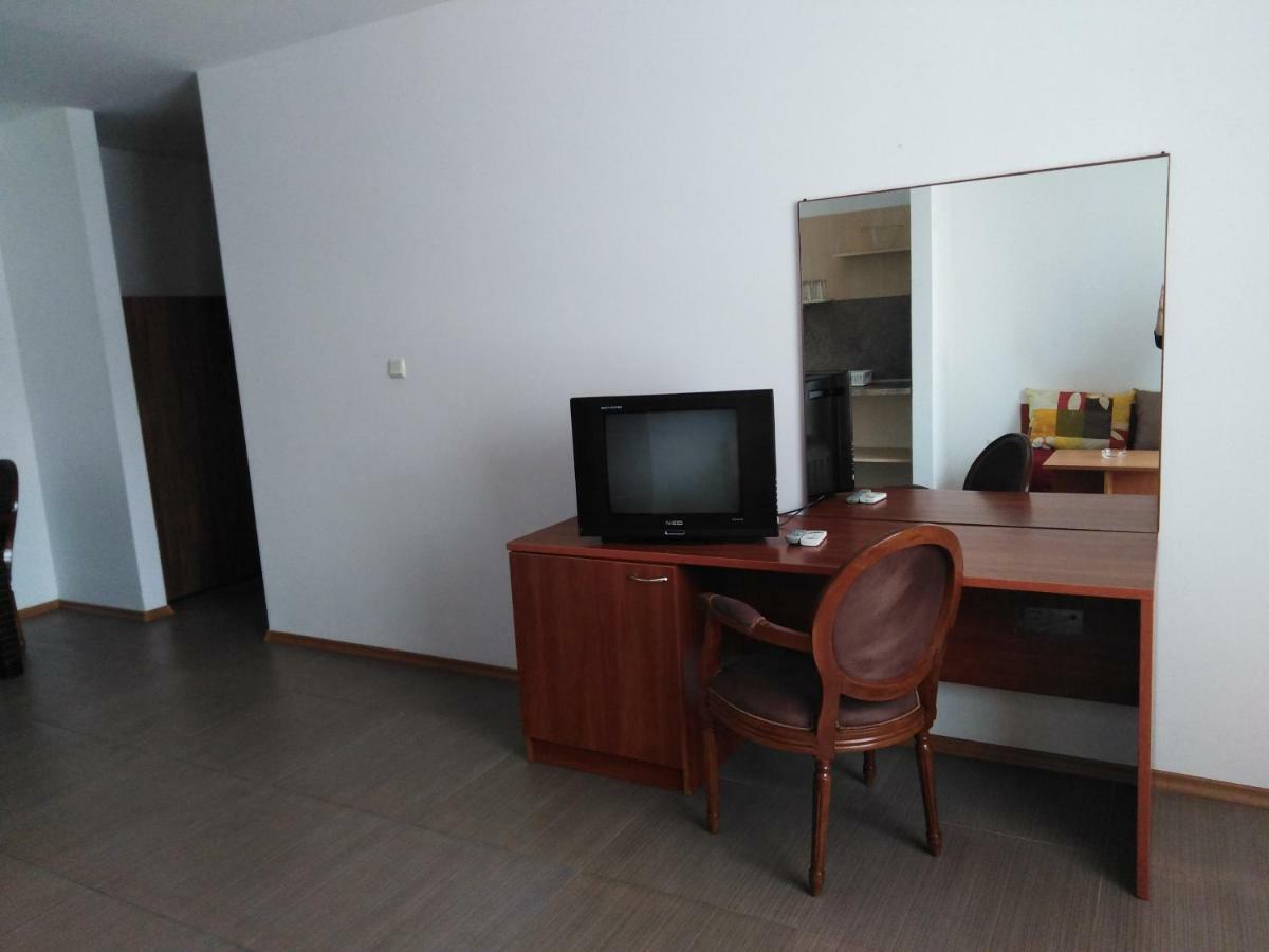 Vm Apartments Robinson Beach Pomorie Exterior foto