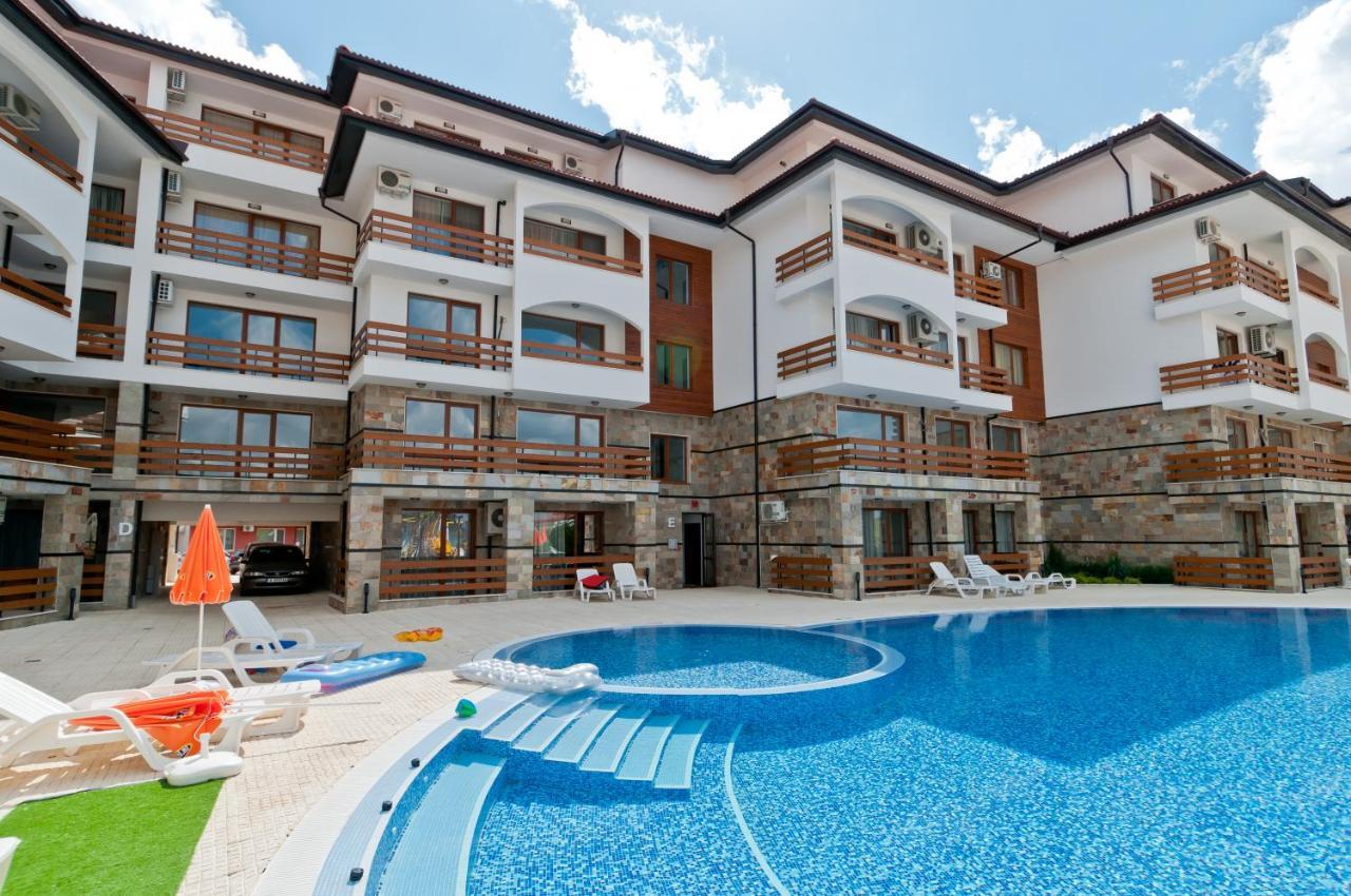 Vm Apartments Robinson Beach Pomorie Exterior foto